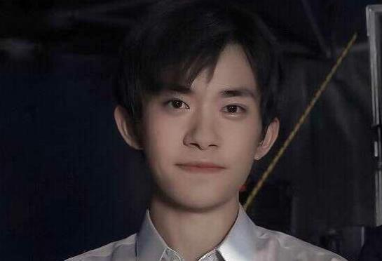 大瓜爆料易烊千玺视频,大瓜爆料引网友热议 第3张 大瓜爆料易烊千玺视频,大瓜爆料引网友热议 第3张